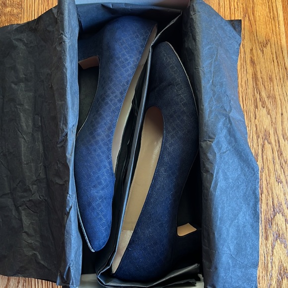 🆑 Salvatore Ferragamo Suede Pumps - Picture 13 of 15